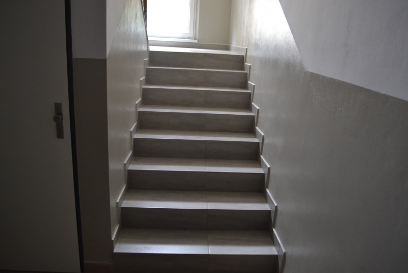 Stavebné práce Obklady a dlažby Stavebné práce Obklady a dlažby