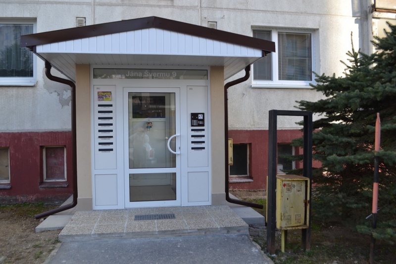 Stavebné práce Rekonštrukcia vstupov