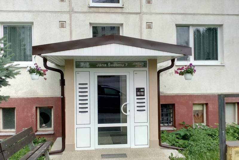 Stavebné práce Rekonštrukcia vstupov Stavebné práce Rekonštrukcia vstupov